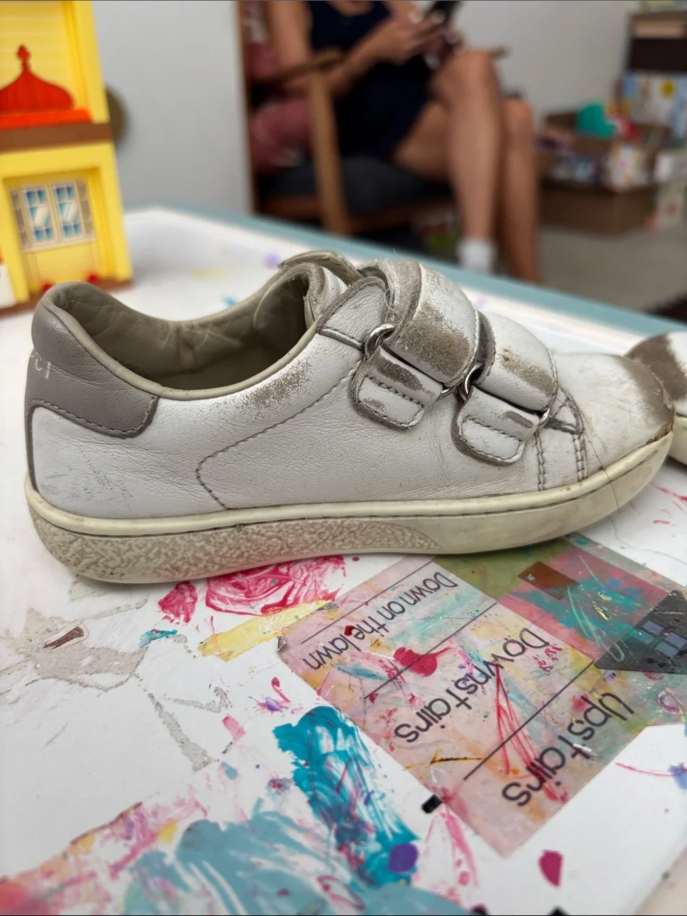 Gucci Kids White and Gray Leather Sneakers